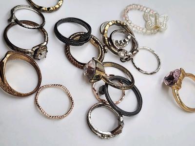 19pc costume jewelry rings for kids - Thumbnail 3