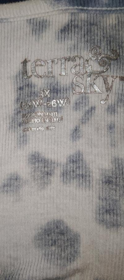 Womens short sleeve Tshirt light blue and white