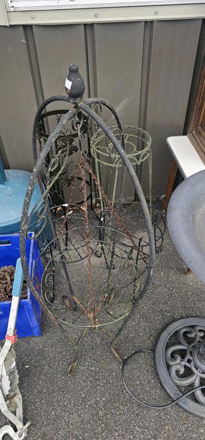 shelf hamper side tables metal frame for plants - Thumbnail 3