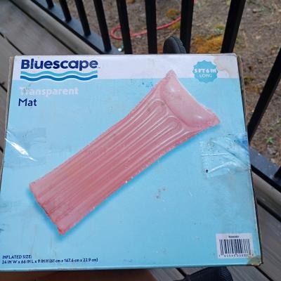 this is a blue scape pool float - Thumbnail 2