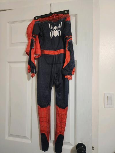 Red and black SpiderMan childrens costume Zize 100 110 120 - Thumbnail 3