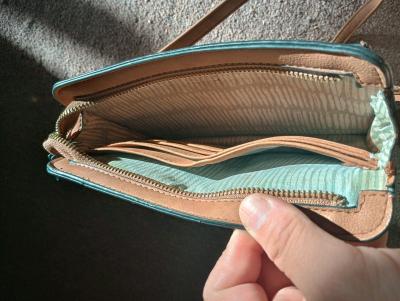 nice brown purse 10 in by 5 in - Thumbnail 4