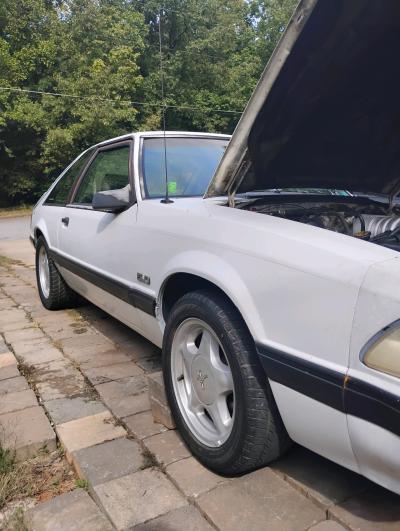 89 Ford Mustang LX - Thumbnail 2