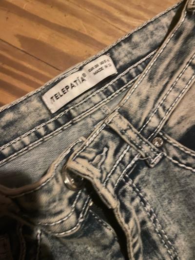 womens size 8 Reebok - Thumbnail 4