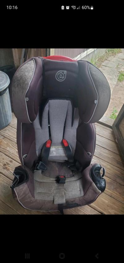 evenflo front facing carseat adjustable