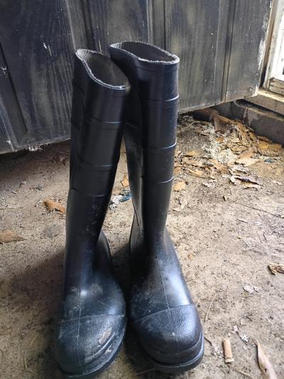 A Black Pair of Steele Toe Rubber Boots - Thumbnail 2