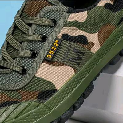 Fashionable Camo Hiking Sneaker Shoes Size 10 US k - Thumbnail 4