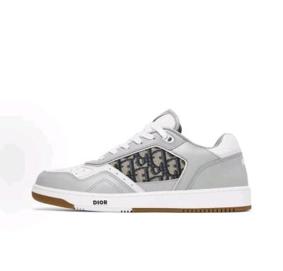 Looking for bulk buyers for shoes Contac We are professional - Thumbnail 6