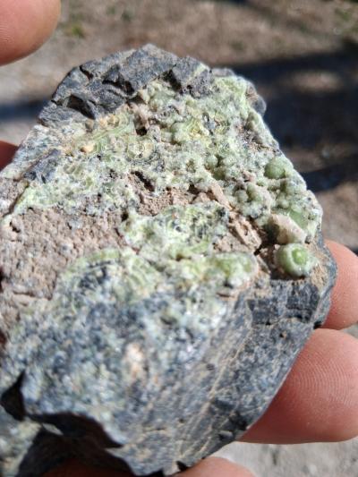 raw green waveillite display from Arkansas - Thumbnail 8