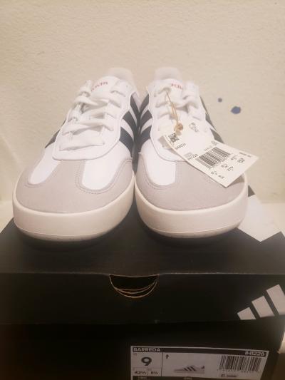Adidas Barreda Size 9