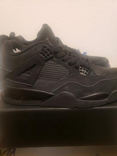 Air jordan 4 Retro Black Cat no box the box is broken - Thumbnail 2
