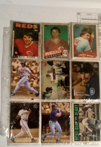 Baseball cards - Thumbnail 12