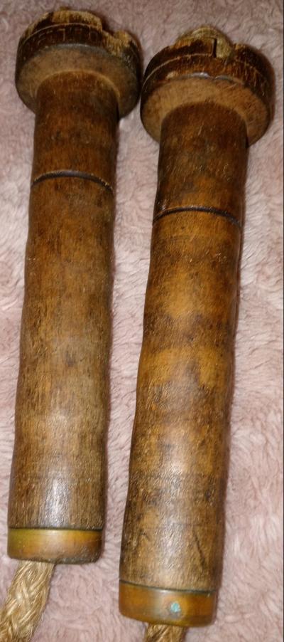 Antique Bobbin Handle Child Jumping Rope - Thumbnail 4