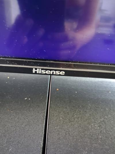 42 inch hisense smart tv with remote - Thumbnail 5
