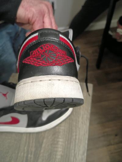 Womens Air Jordan 1 Low Wolf Grey - Thumbnail 3