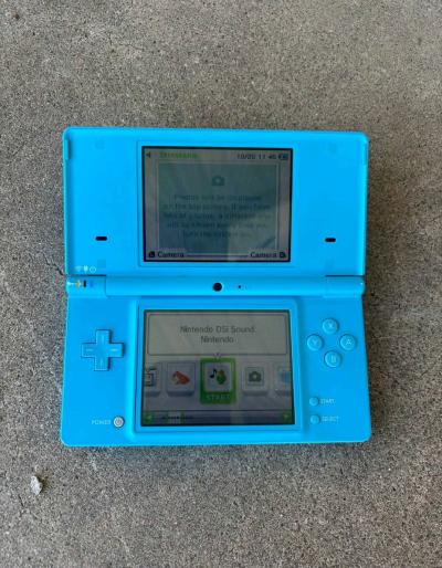 Nintendo DS - Thumbnail 2