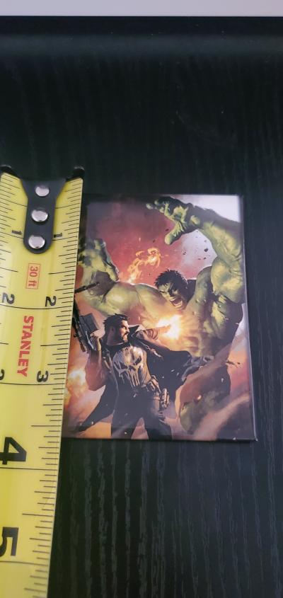 Marvel The Punisher vs Hulk Magnet - Thumbnail 2