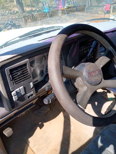 1992 Chevrolet truck cab and a half - Thumbnail 7
