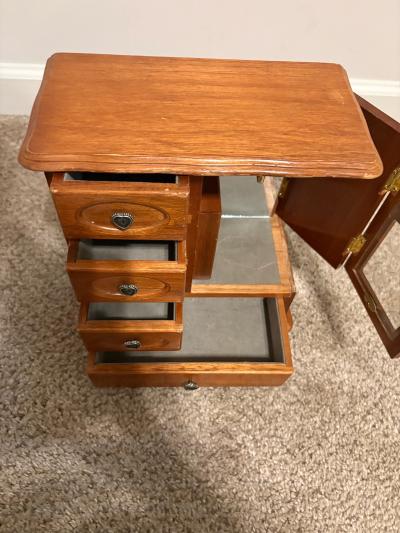 Old Wooden Jewelry Box - Thumbnail 3