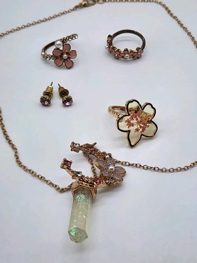 pink costume jewelry set for kids