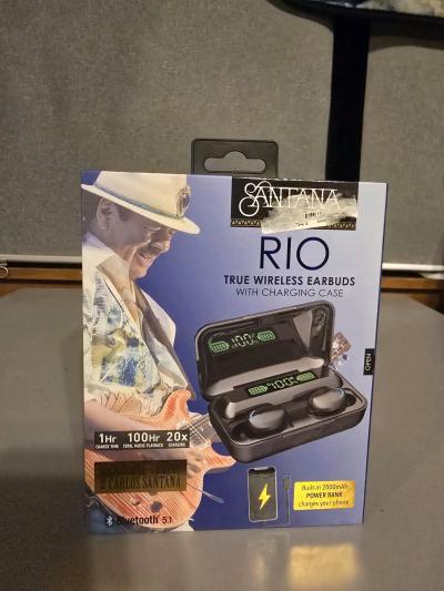 Santana RIO Wireless Earbuds with 2000mAh Power Bank Case  B
