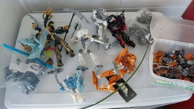 Transformers and Lego Bionicle figures - Thumbnail 7