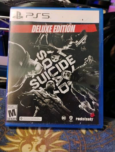 PS5 SUICIDE SQUAD DELUXE EDITION