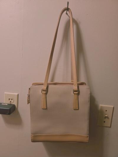 Liz Claiborne tan and beige shoulder bag