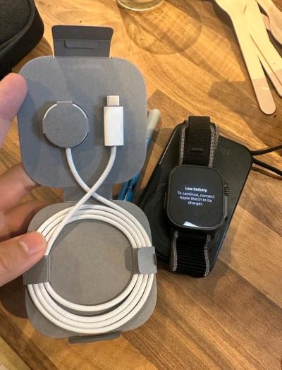 Apple Watch Ultra  As Good As New Grey - Thumbnail 3