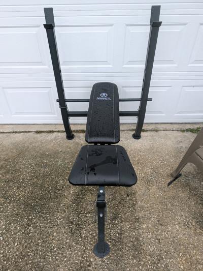 marcy weight bench with 100 lbs of weights