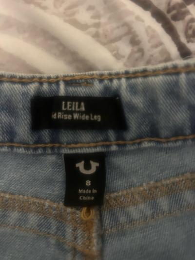 True Religion Light Wash Studded WideLeg Jeans Size 8 - Thumbnail 3