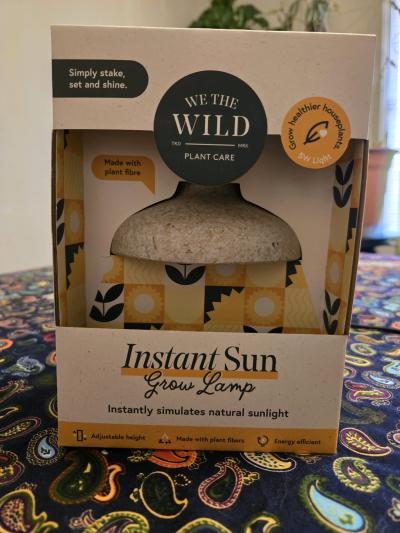 Grow light We the Wild new in Box
