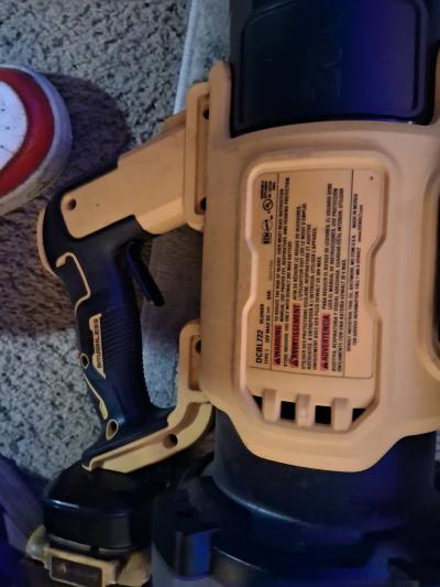 dealt 20v brushless leafblower - Thumbnail 2