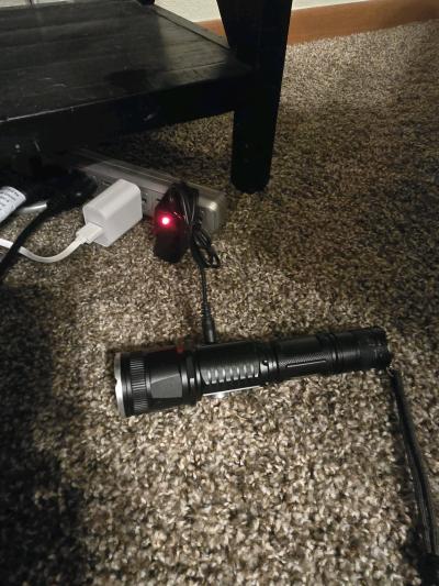 Rechargeable LED Flashlight with Charger  Super Bright  Zoom - Thumbnail 3