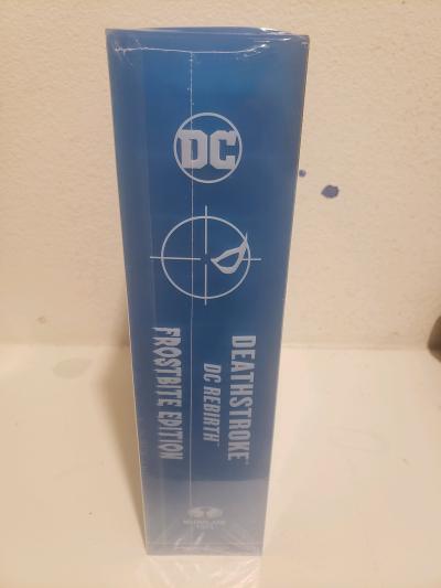 Dc Mcfarlane Gold Label frostbite Edition - Thumbnail 4