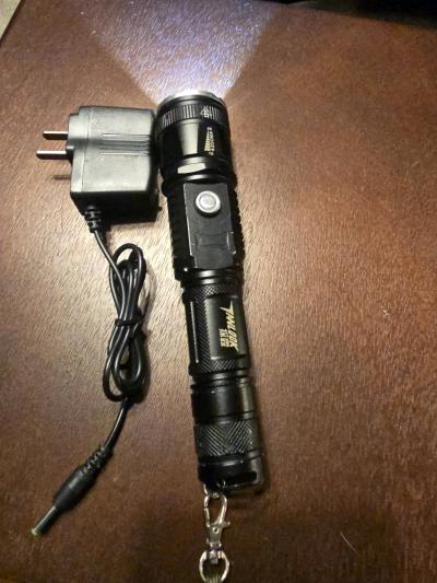 Rechargeable LED Flashlight with Charger  Super Bright  Zoom - Thumbnail 2